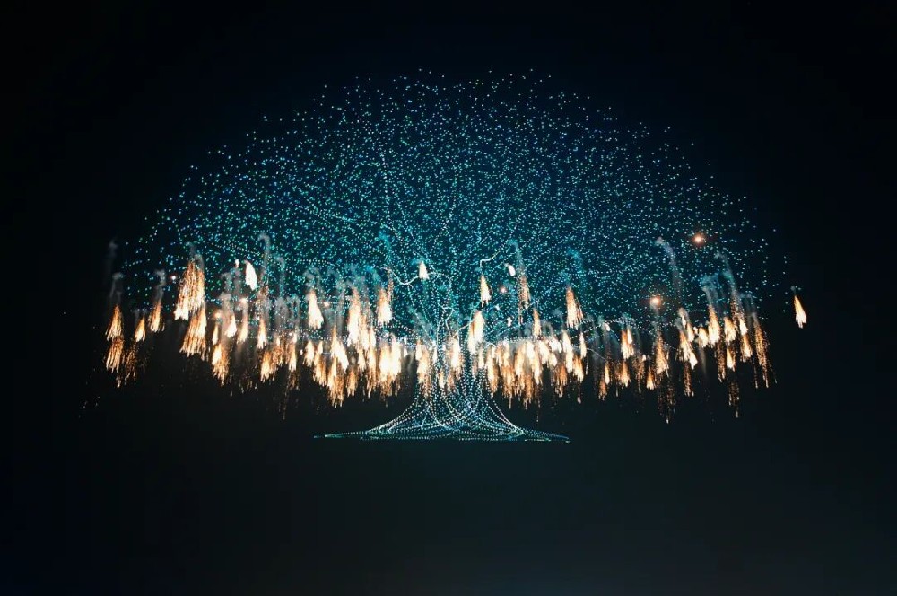 Liuyang Fireworks Break Two Guinness World Records